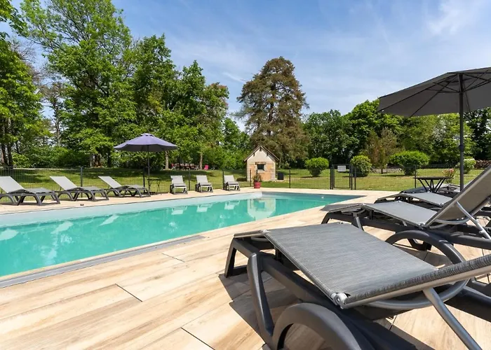 Gite Parc Des Chamois 3 Chambres Piscine Chauffee
